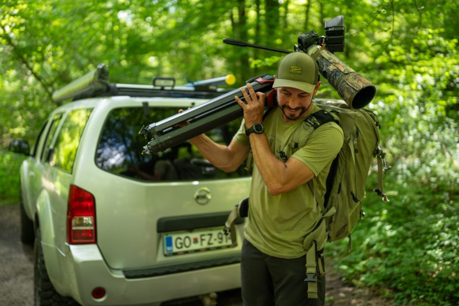 Rok Rozman med pripravami na snemanje (foto Rožle Bregar)