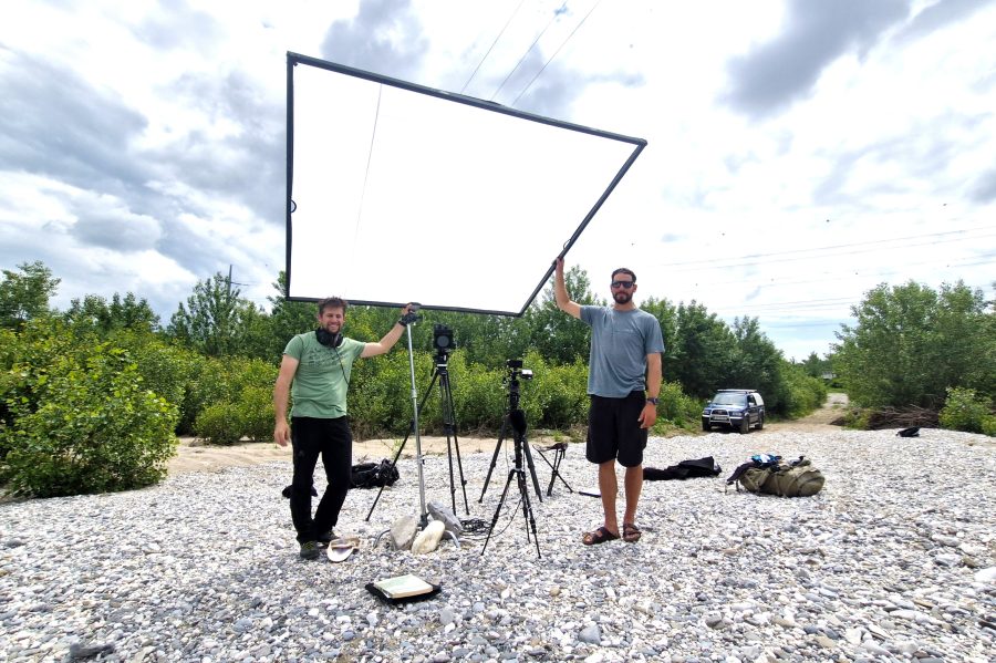 Rožle Bregar in Rok Rozman med snemanji intervjujev z junaki Soče (foto Zoran Rutar)